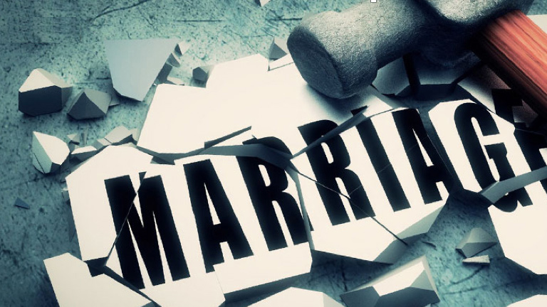 difference between divorce and annulment